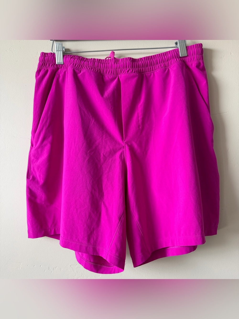 Lululemon Men’s Pace Breaker Shorts 4” Linerless Pink XL Running Gym